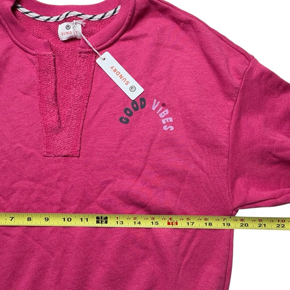 NWT Anthropologie SUNDRY Good Vibes Fuchsia Split Neck Cropped Sweatshirt Size L - Picture 8 of 14